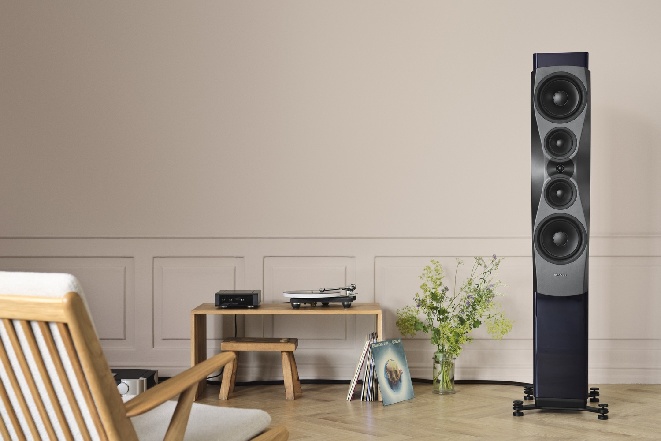 dynaudio_confidence60_midnight_02.jpg