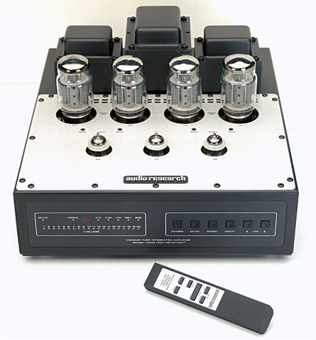 Audio_Research_VSi55_b1.jpg
