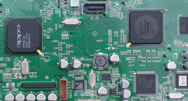 Blu-ray-BDP-83_Board_hr.jpg