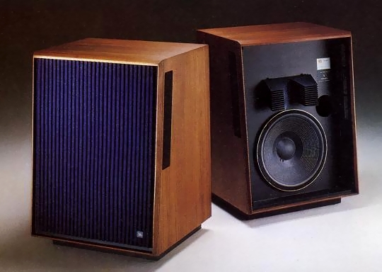 JBL L200B.jpg