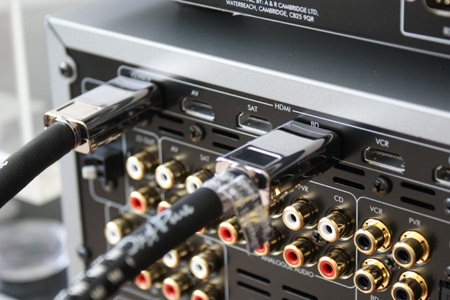 ARCAM  AVR 400 3.jpg