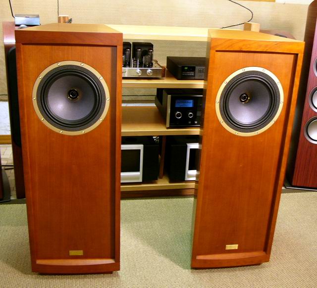 tannoy%20glenair%2010.jpg