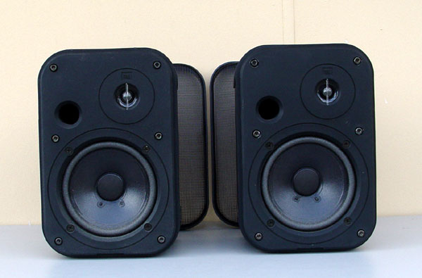 jbl_control_open.jpg