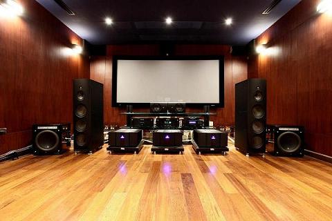 KA + Magico Q5-1.jpg