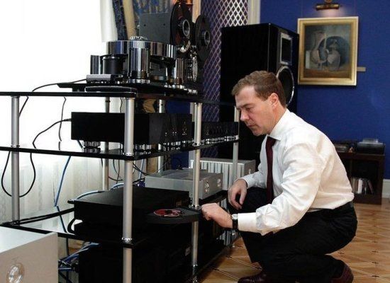 medvedevstereo1.jpg