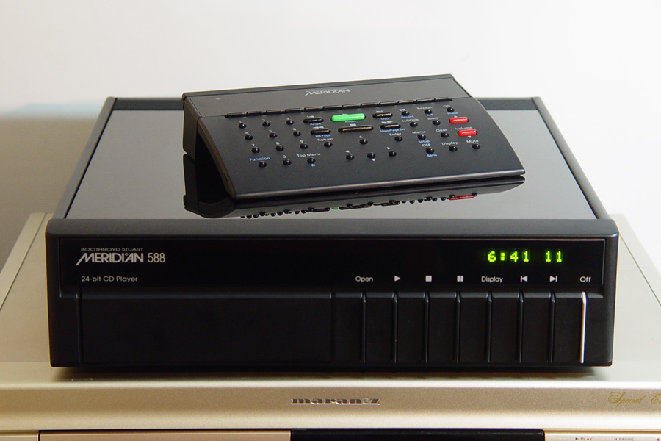 Meridian 588 pic1.jpg