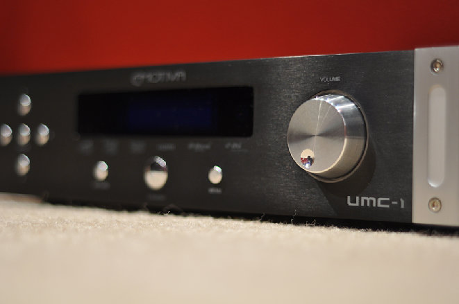 Emotiva-UMC-1_01.jpg