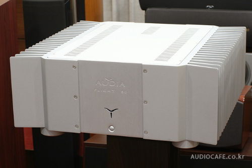 audia_flight_50_power.jpg
