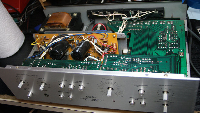 akai02.jpg