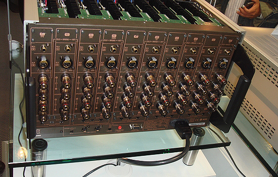 denon_poa_a1hd_terminals.jpg