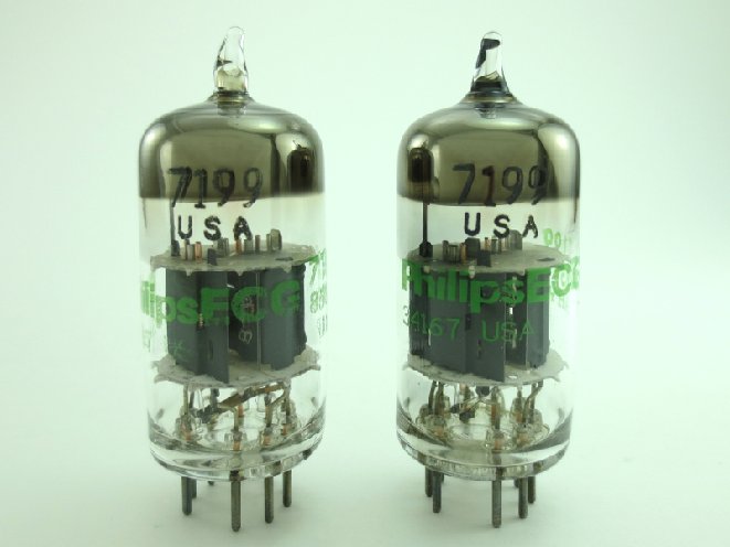 892_PHILIPS_7199_PR_800.JPG