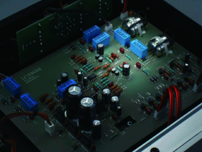 E-200_inside.jpg