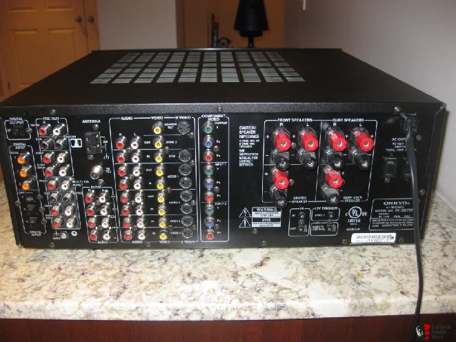 432900-onkyo_txds797_61_thxcertified_receiver2.jpg