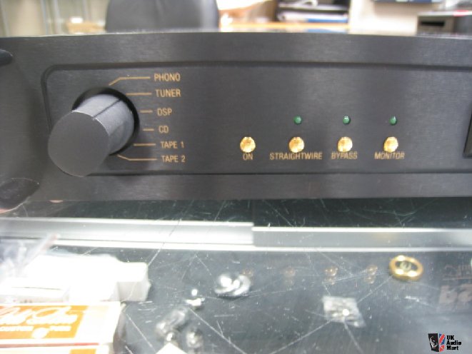 467699-mint_condition_ps_audio_61_stereo_preamp.jpg