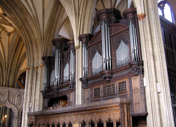 Pipe.organ.bristol.arp.jpg