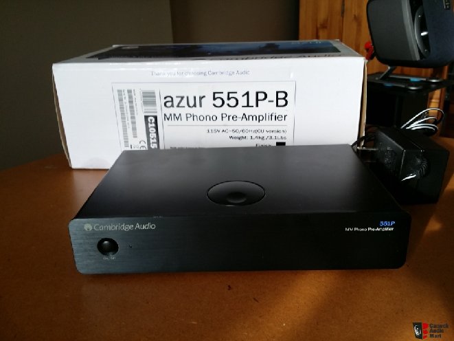 654674-cambridge_audio_551p_phono_preamp.jpg