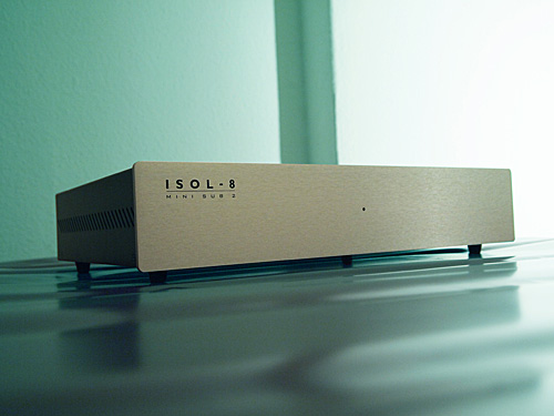 teaser-isol-8-mini-sub-2-a.jpg