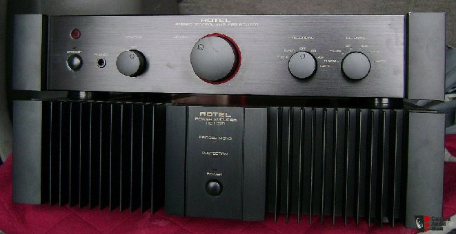 ROTEL POWER + PRE - 1070.jpg