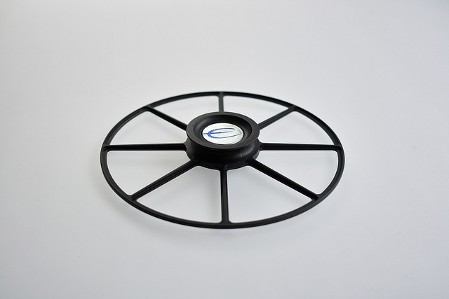 electrocompaniet spider clamp.jpg
