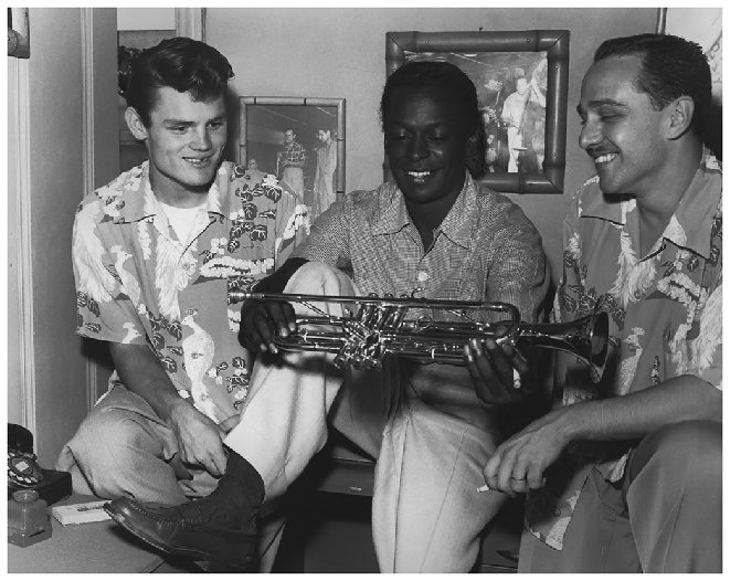 chet-baker-with-miles-davis-and-rolf-erickson-los-angeles-1952-photo-ray-avery.jpg