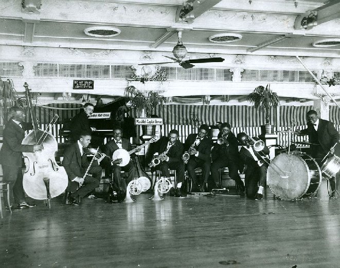 1919, Fate Marable  all African American jazz band.jpg