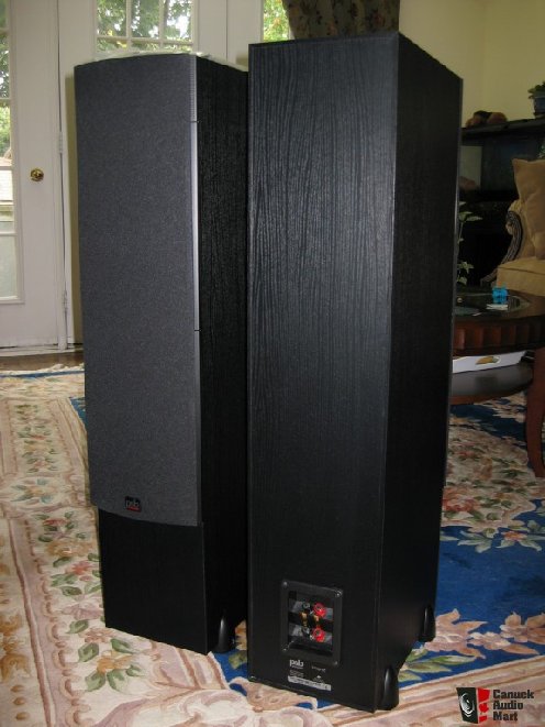 253838-psb_image_5t_tower_speakers_in_black.jpg
