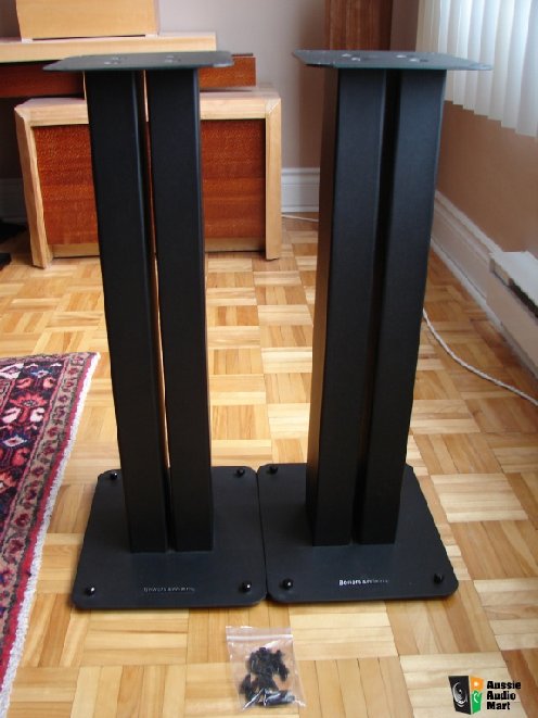 652725-bampw_bowers_wilkins_stav_24_speaker_stands.jpg