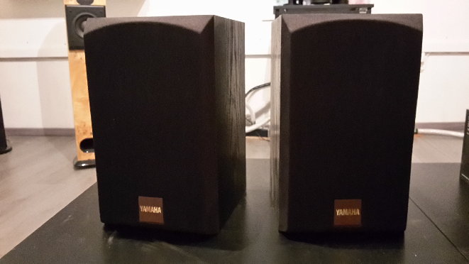 yamaha bookshelf.jpg
