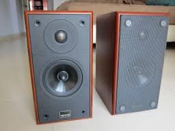 epos m12 - 2.jpg