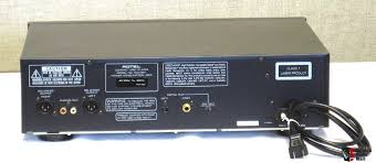 rotel 991 cd - rear.jpg