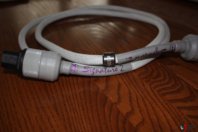222400-xlo_signature_2_power_cord.jpg