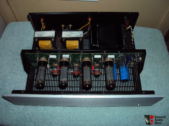354472-anthem_amp_1_tube_amplifier_by_sonic_frontiers_using_el346ca7_outputs.jpg
