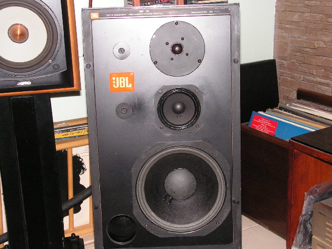 001.JPG