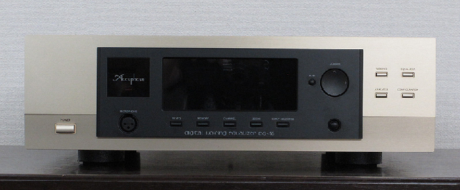 Accuphase DG-48  front 1.png