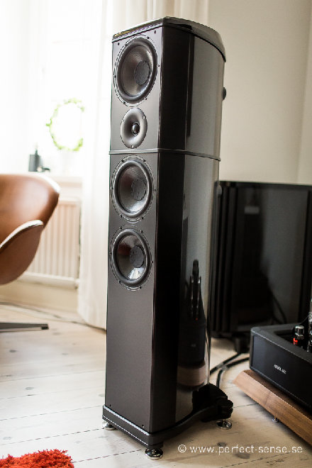 Wilson_Benesch_ACT_One_Evo-4.jpg