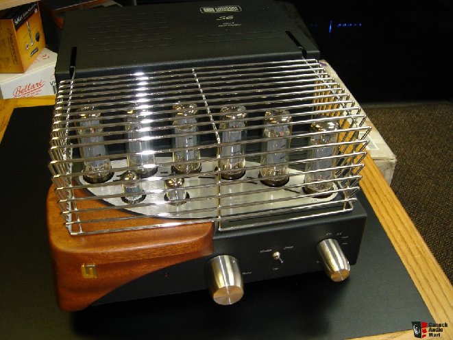 360830-unison_research_s6_integrated_tube_amp_ 1.jpg