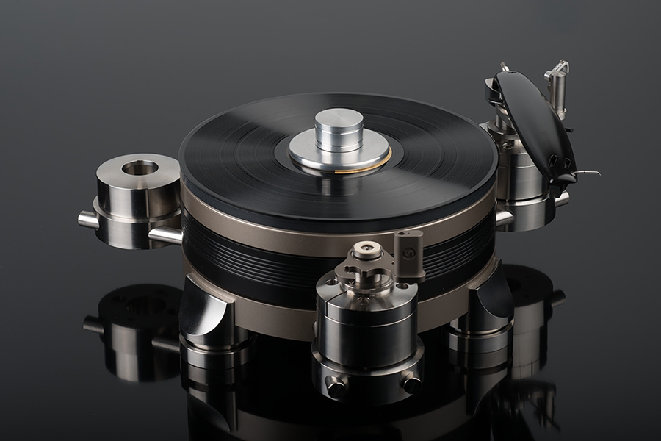 Continuum Audio Labs Obsidian פטיפון.jpg