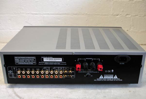 NAD-C352_back.jpg