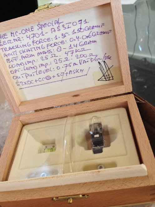 Hand-written-specs-signed-by-AJ.jpg