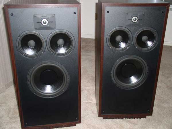 monitor11-01.jpg
