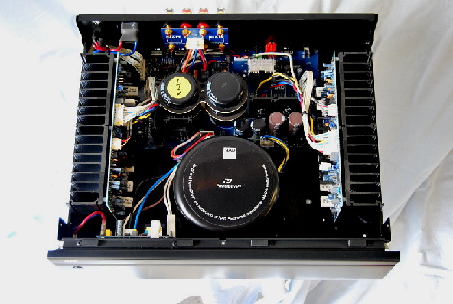NAD-C275BEE-2.jpg