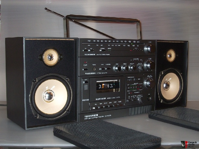 1024618-telefunken-cc9000-cassette-boombox-portable-stereo-radio-watchshare-printreport-ad.jpg
