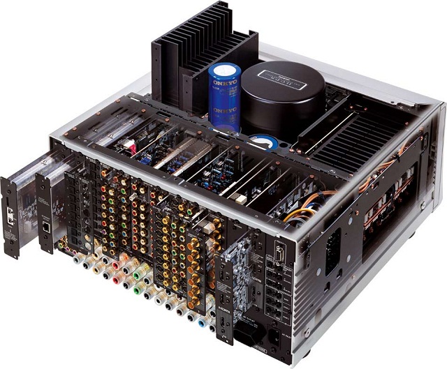 TX-NR5000EOuvert_TG.jpg