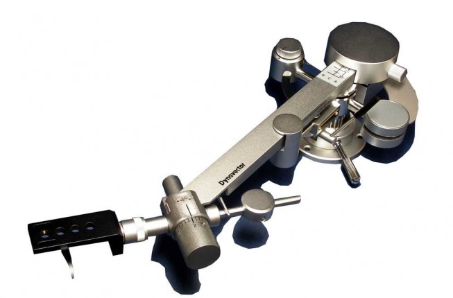 dynavector tone arm.jpg
