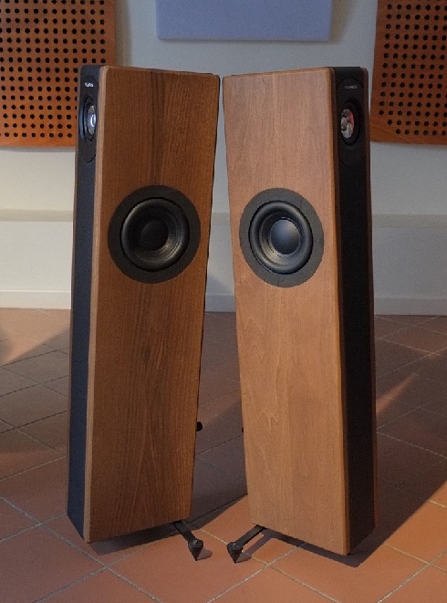 auris-audio-poison-3.jpg