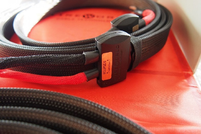 Wire World - Eclipse 6 speaker cable.jpg