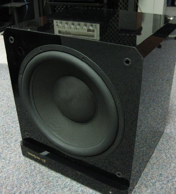 1414067-velodyne-hgs-15-series-ii-subwoofer.jpg