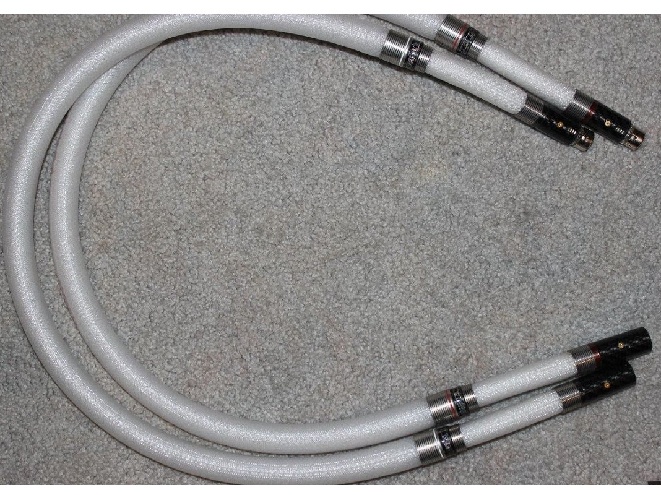 1865505-stealth-sakra-1meter-xlr-cable.jpg