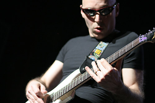 joe_satriani2.jpg