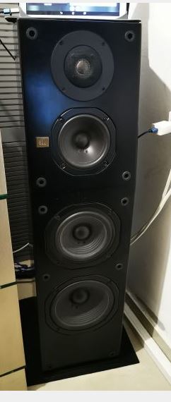 JBL.JPG